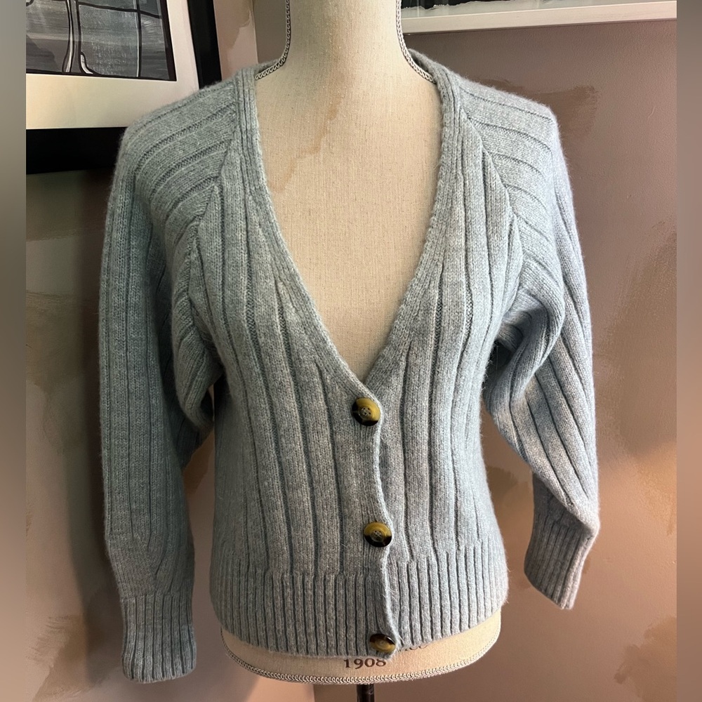 Topshop blue grey three button sweater women’s size 4-6
